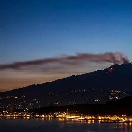 Monolocale 'les Roches Noires' Giardini Naxos